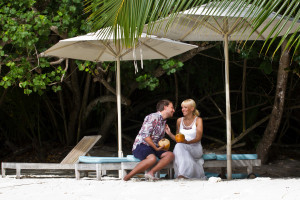 Honeymoon-Photographer-in-Seychelles-Anna-Vadim (12)